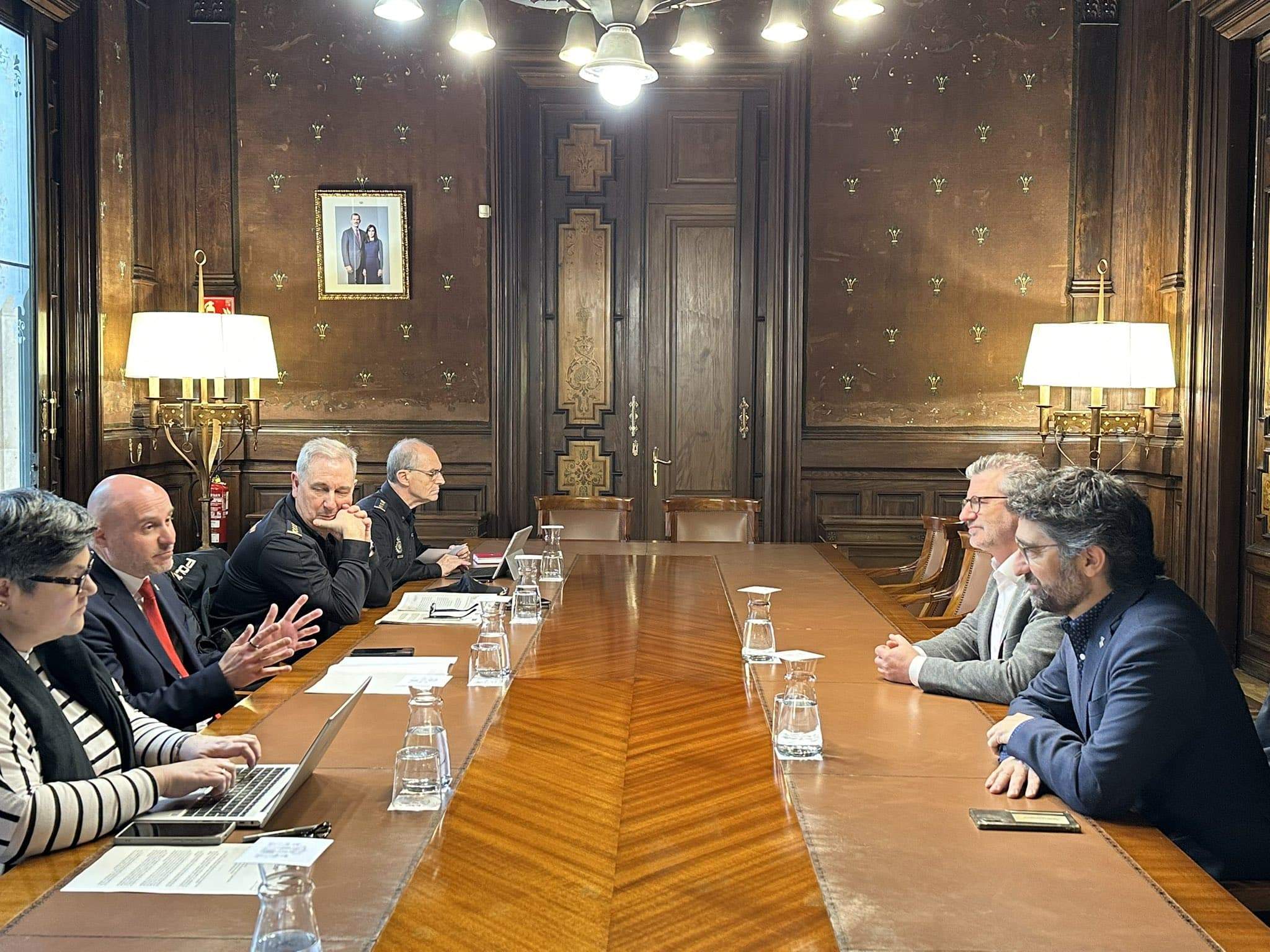 Trobada de l'Ajuntament amb la Delegació del Govern espanyol FOTO: Ajuntament