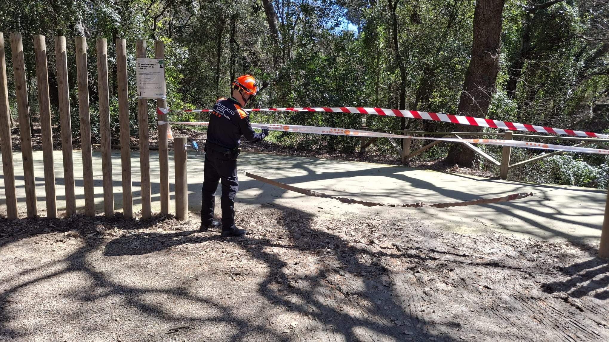 Tancat l'accés al Bosc de Volpelleres FOTO: Ajuntament