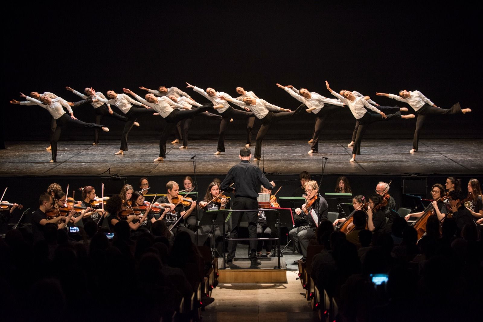 L'actuació combinarà la potència expressiva de la dansa amb música en directe FOTO: Bernat Millet 