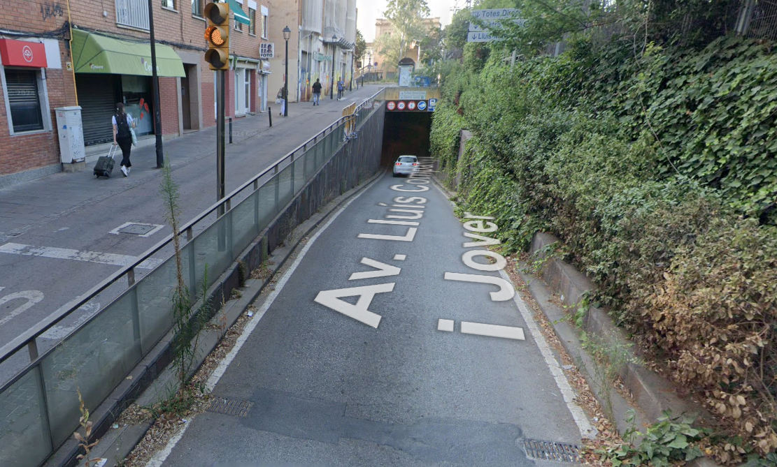 Entrada al túnel de l'estació de Sant Cugat FOTO: Google Maps