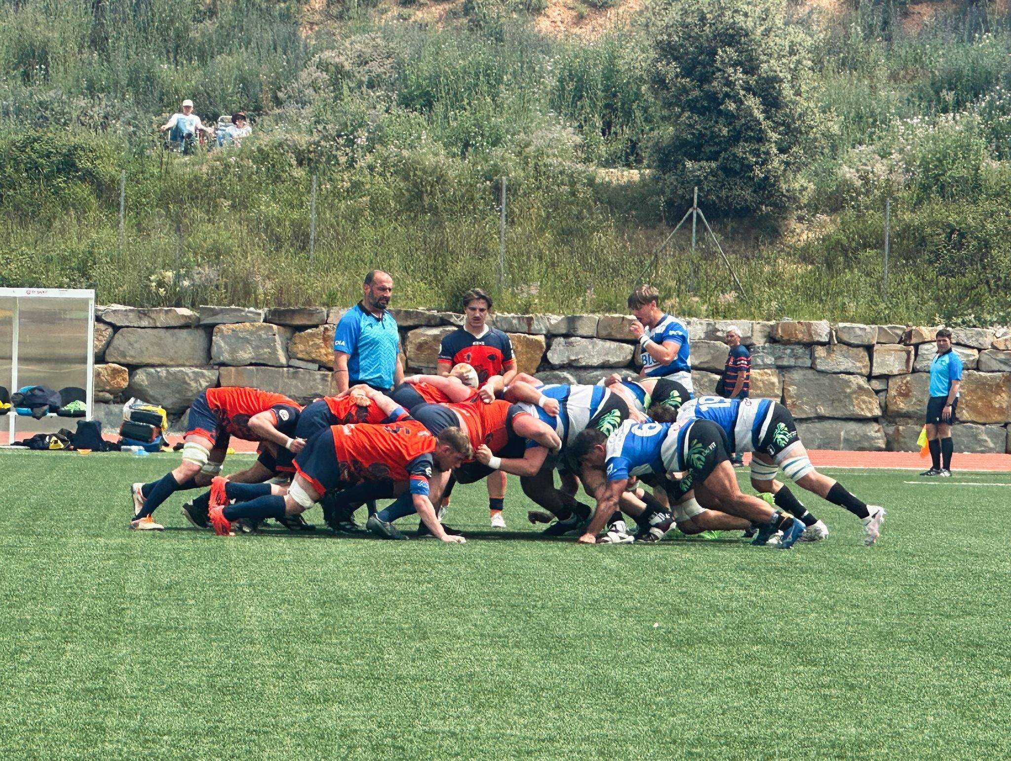 El Club de Rugby Sant Cugat apallissa al RC L'Hospitalet. FOTO: Lluna Fabregat