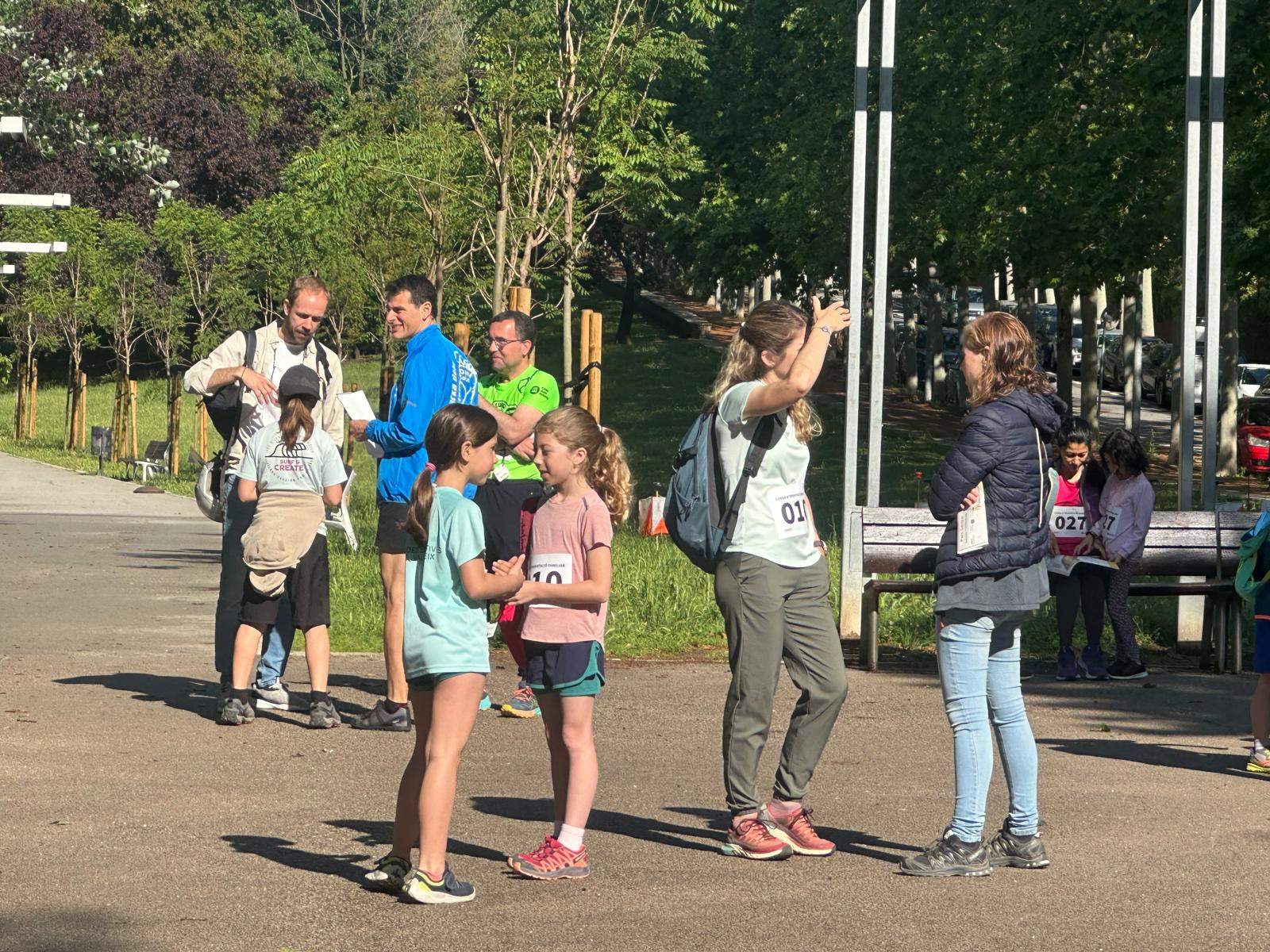 Gairebé una trentena d'equips participen en la 13a Cursa d'Orientació Familiar. FOTO: Lluna Fabregat
