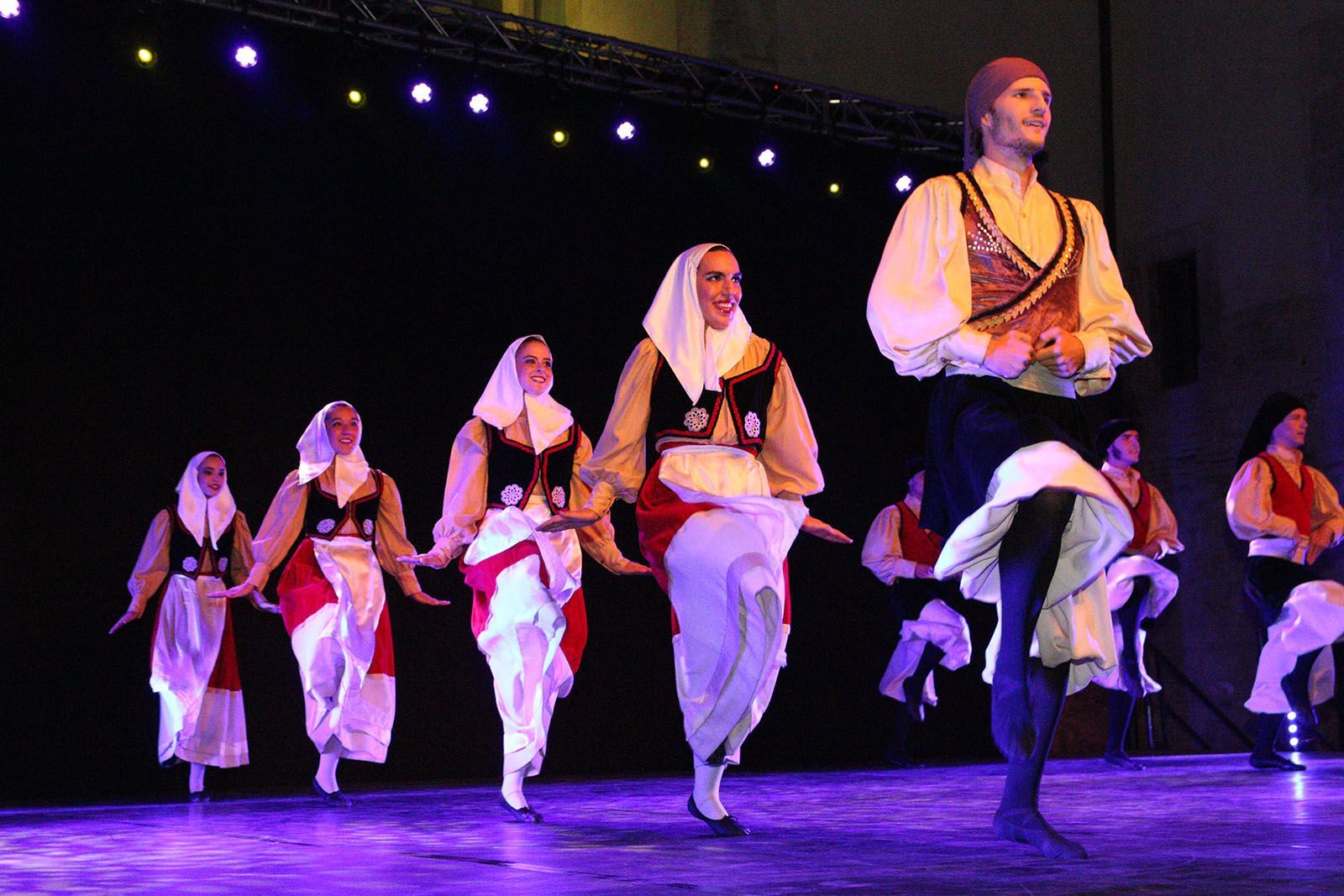 El Grup Mediterrània celebrarà el seu 30è aniversari amb la presentació del Ball de Faixes. FOTO: Lali Puig