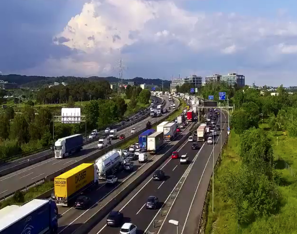 L'AP-7 colapsada. FOTO: Trànsit