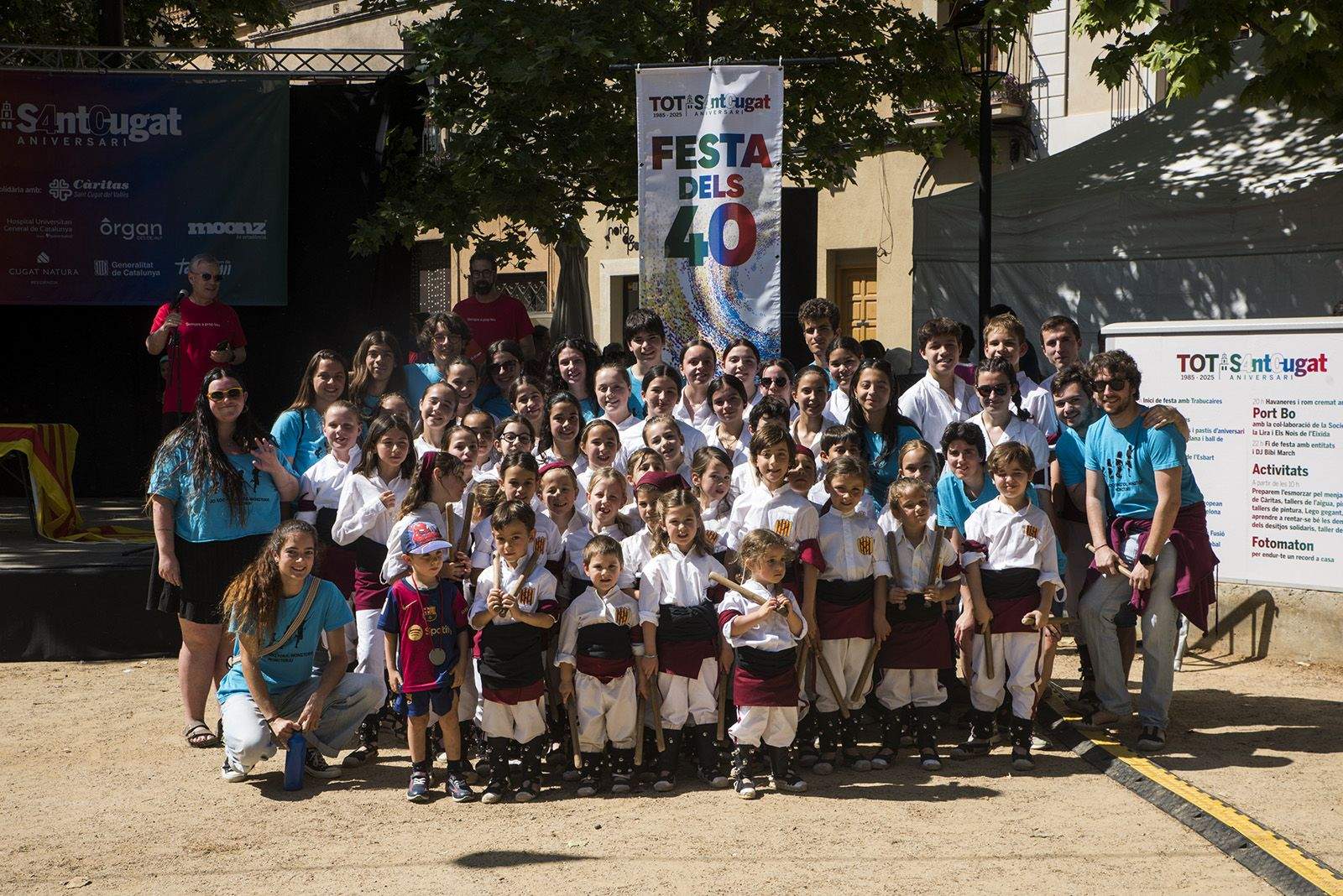 Els Bastoners de Sant Cugat. FOTO: Bernat Millet.