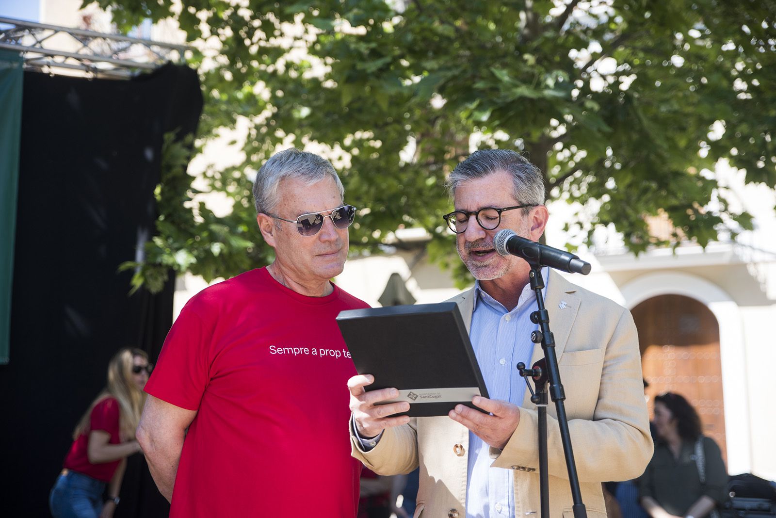 L'Alcalde Josep Maria Vallès i Ramon Grau. FOTO: Bernat Millet.