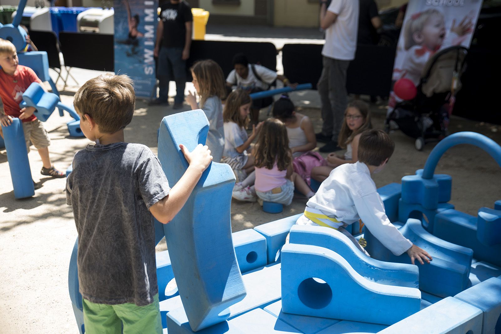 L'estand de European International School of Barcelona. FOTO: Bernat Millet. 