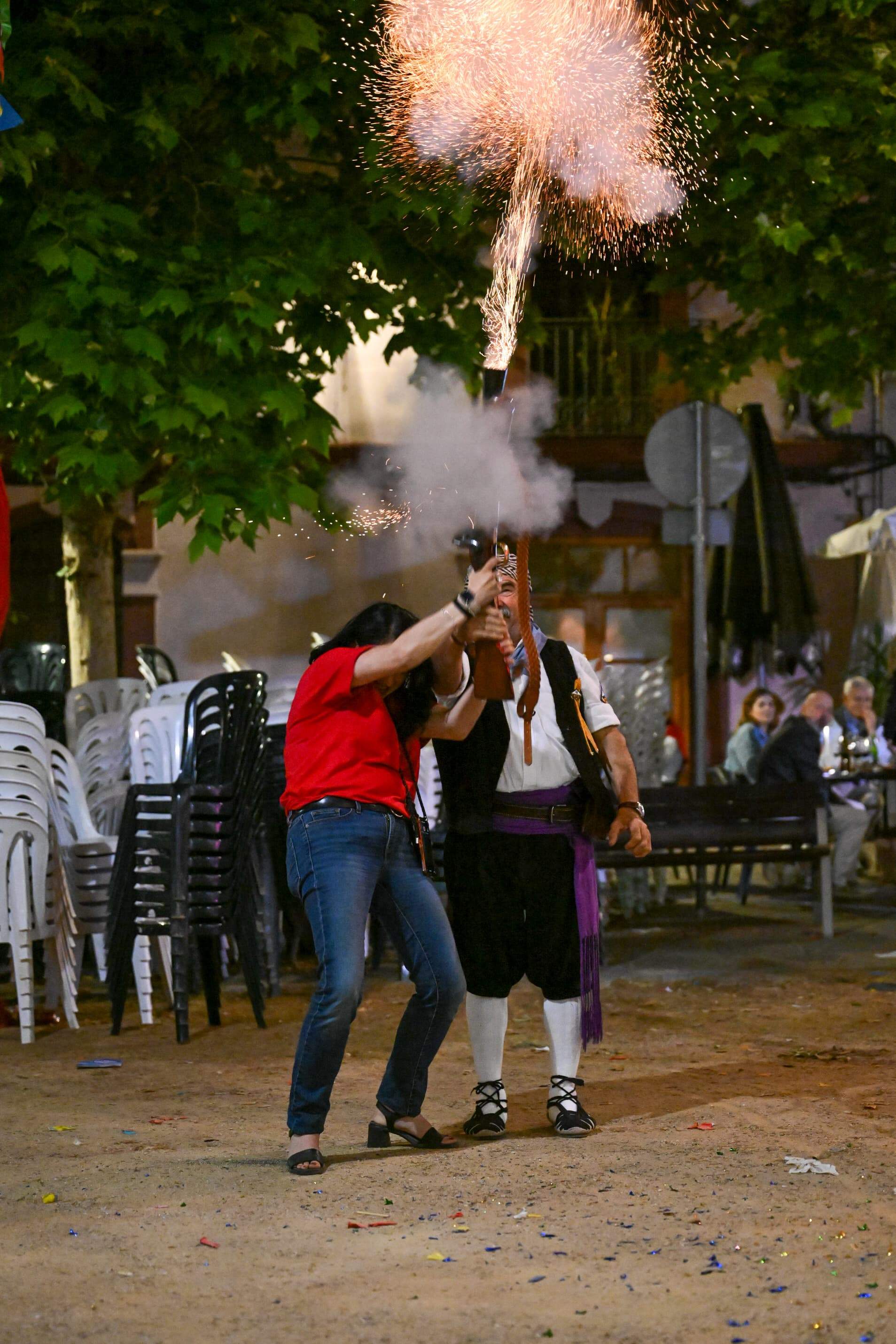 Final de festa amb Trabucaires  FOTO: Albert Canalejo 