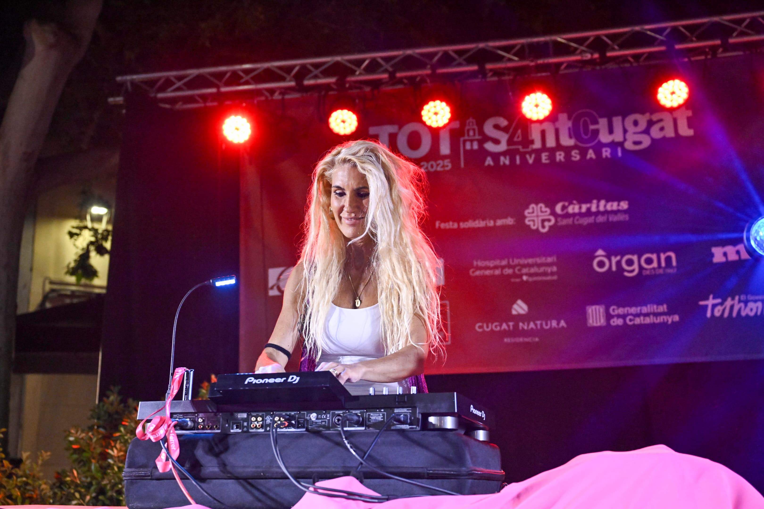 Final de festa amb DJ Bibi March FOTO: Albert Canalejo 