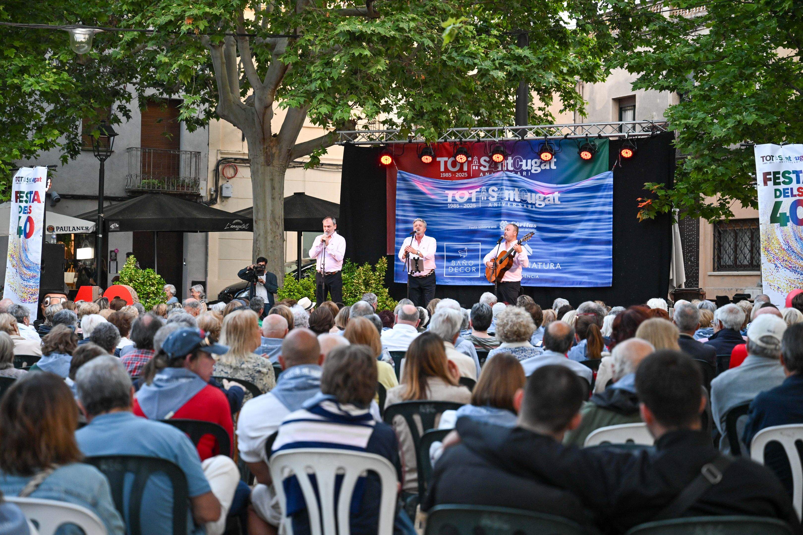 Havaneres a la Festa del TOT Sant Cugat FOTO: Albert Canalejo