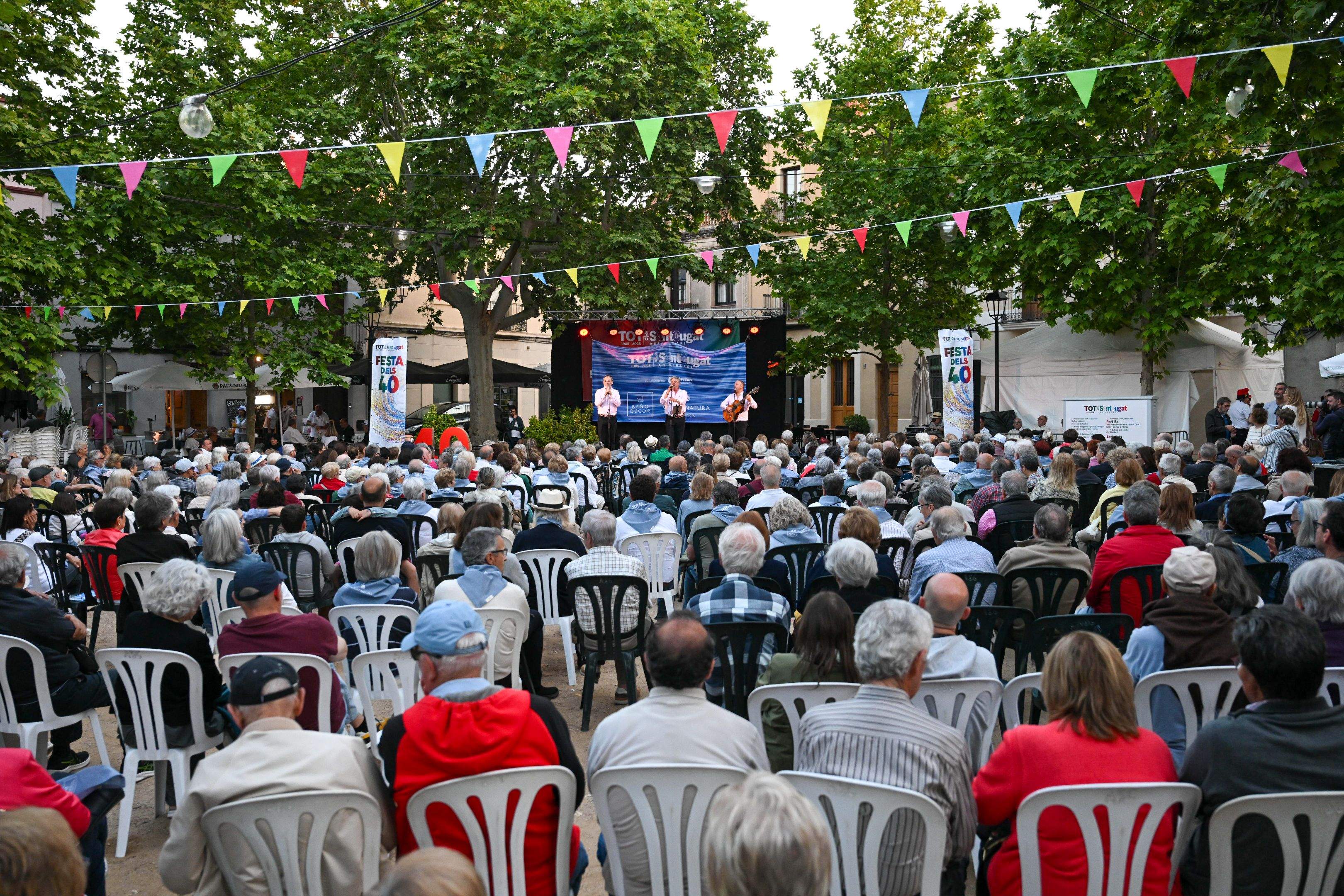 Havaneres a la Festa del TOT Sant Cugat FOTO: Albert Canalejo