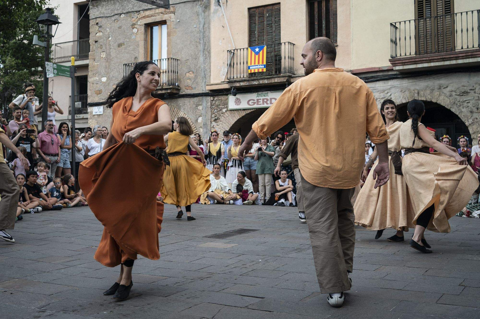 Corres Esbarts i Jota del 50è aniversari de l'Esbart Sant Cugat. FOTO: Mireia Comas
