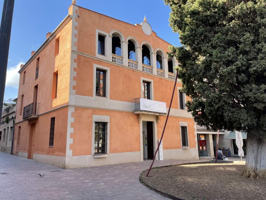 centre grau garriga dart textil contemporani