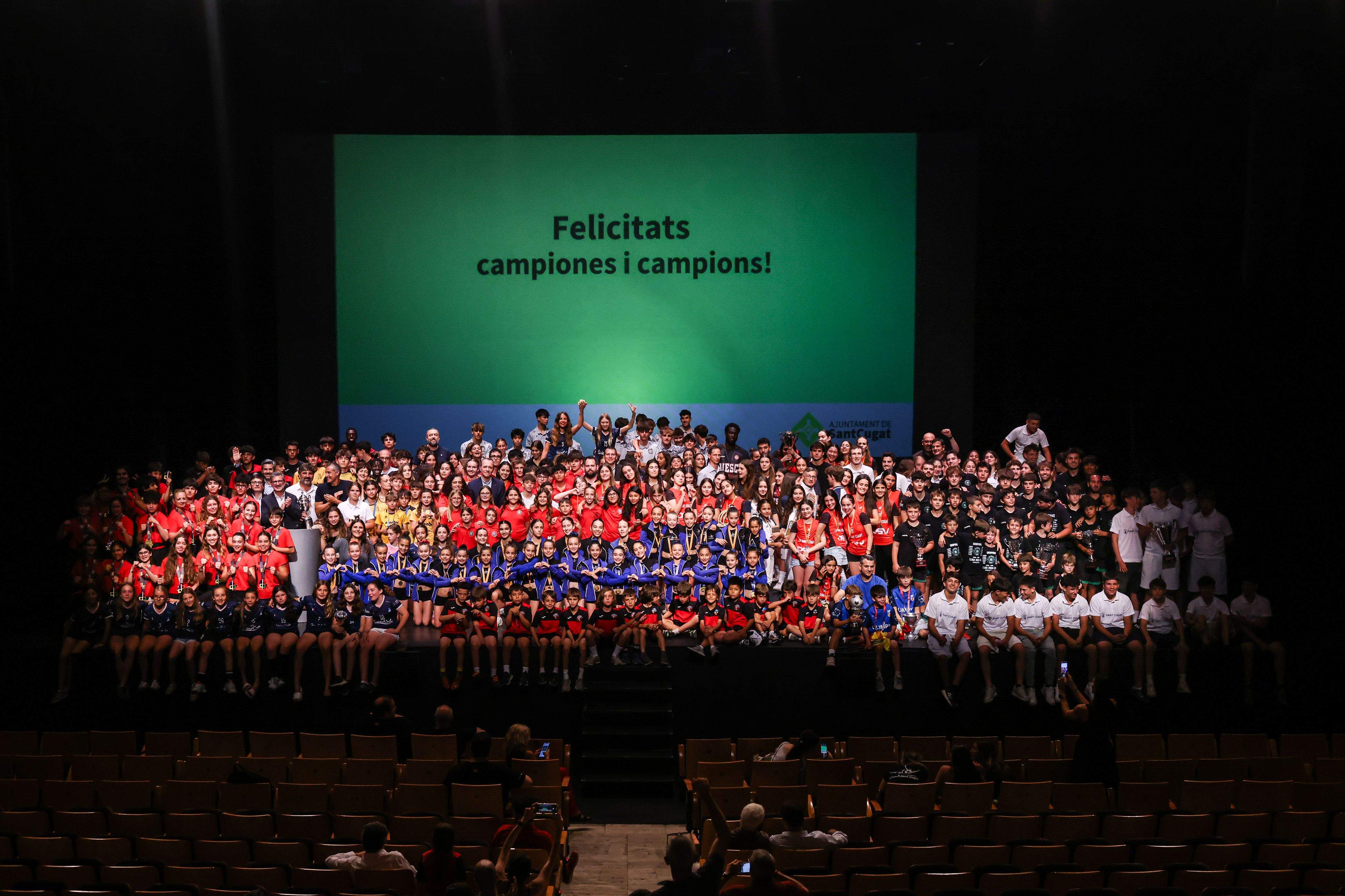  Reconeixement als esportistes de Sant Cugat que han assolit una fita aquesta temporada. FOTO: Ajuntament