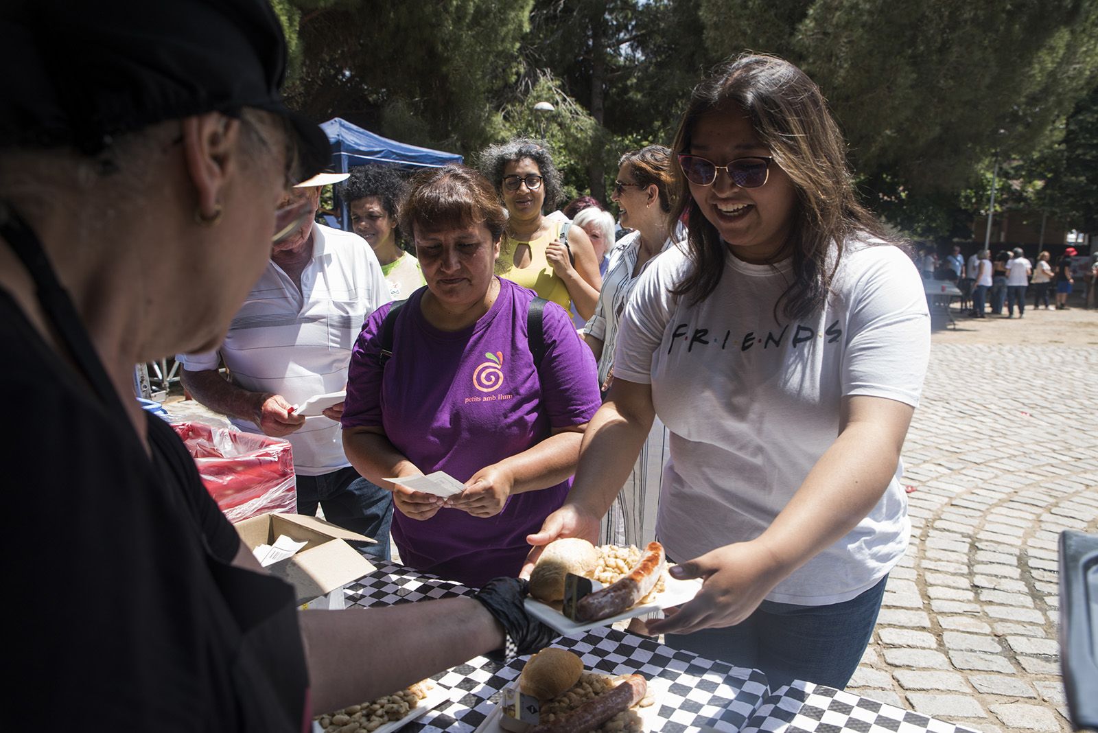 Dinar popular. FOTO: Bernat Millet