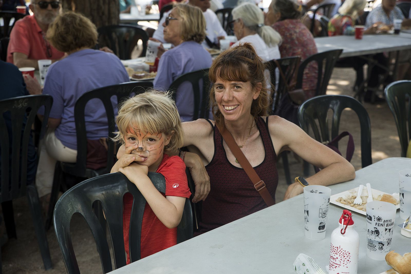 Dinar popular. FOTO: Bernat Millet
