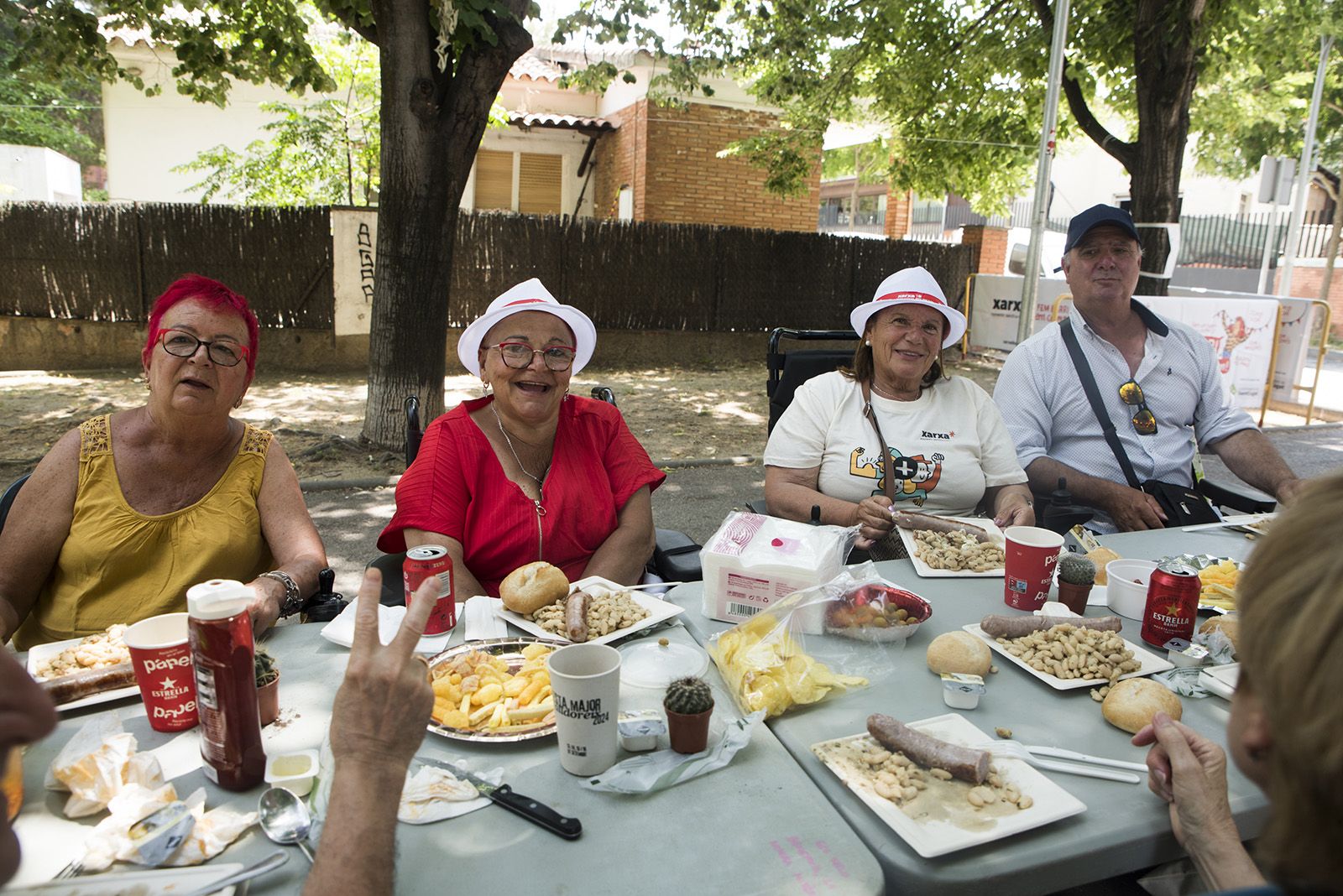 Dinar popular. FOTO: Bernat Millet