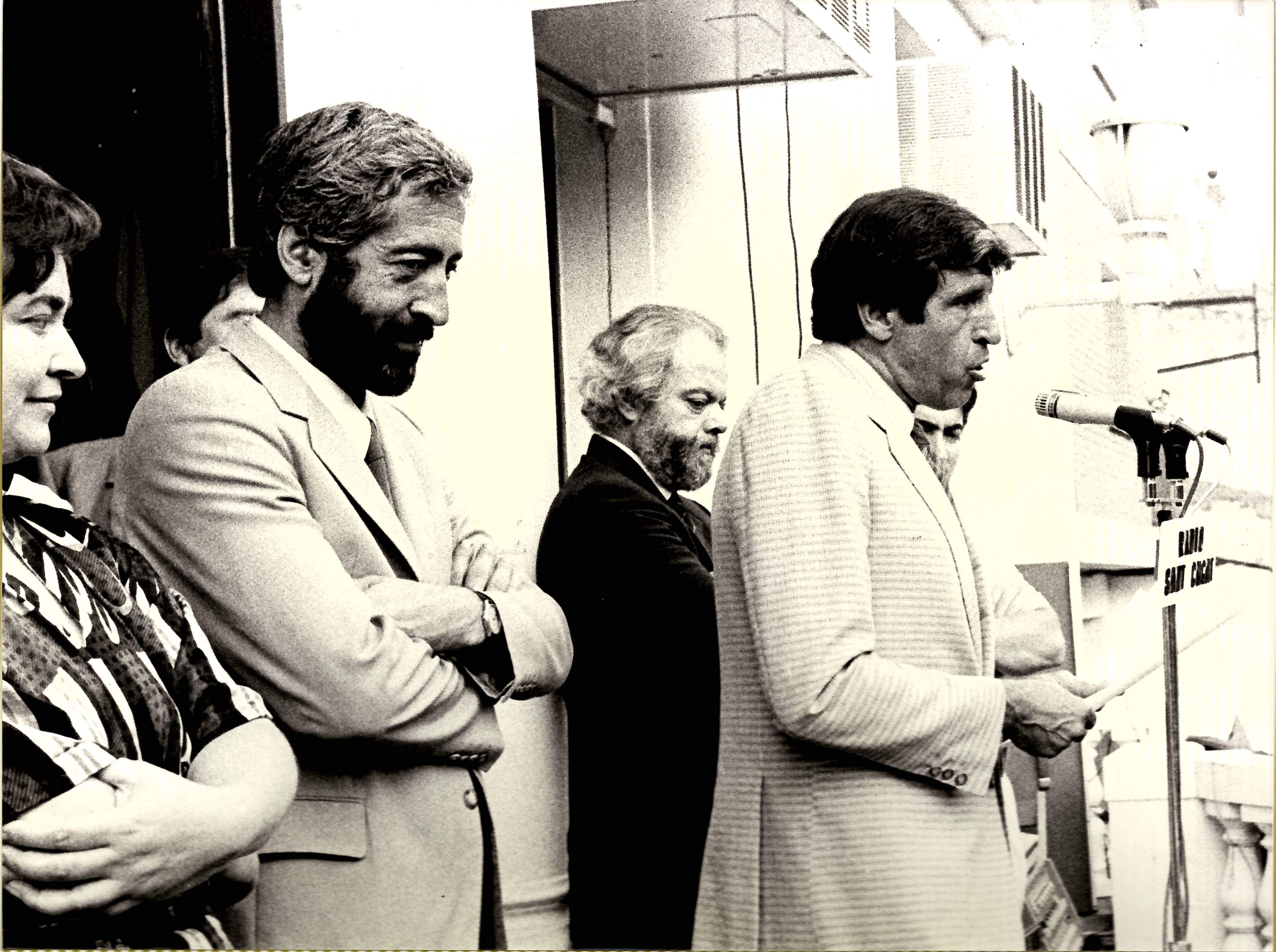 Pregó de la Festa Major d'Antoni Serra Ramoneda l'any 1985. Foto: Arxiu