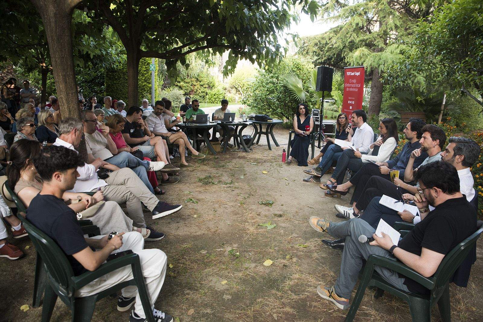 Debat polític del Tot Sant Cugat. FOTO: Bernat Millet.