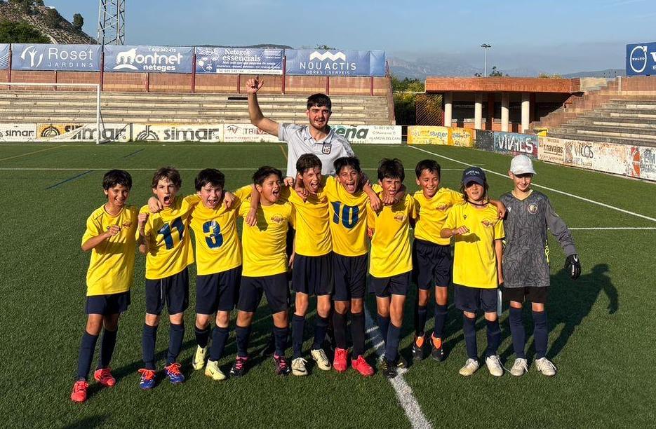 L’equip benjamí Sub-10 A de la PB Sant Cugat-H8S puja a 1a Divisió. FOTO: Penya Blaugrana Sant Cugat