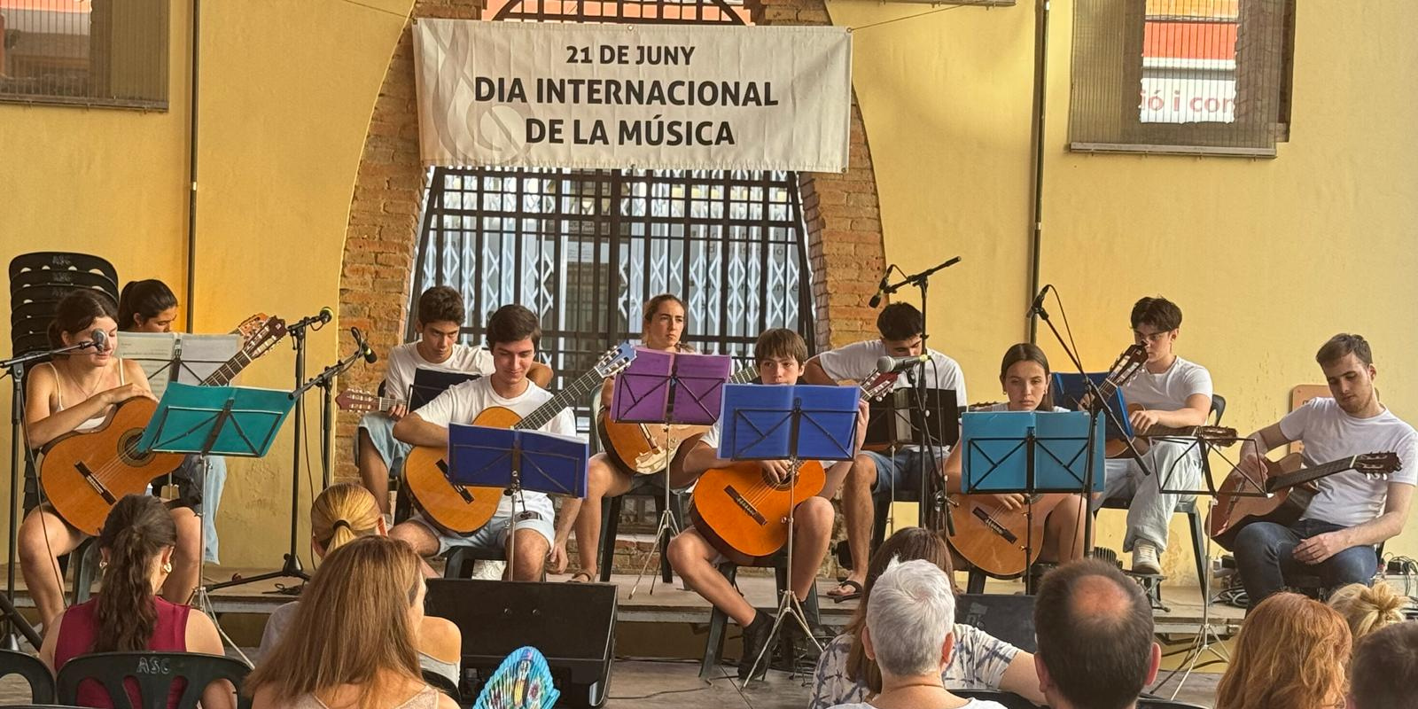 La música ha omplert la ciutat per celebrar el Dia Internacional de la Música. FOTO: TOT Sant Cugat
