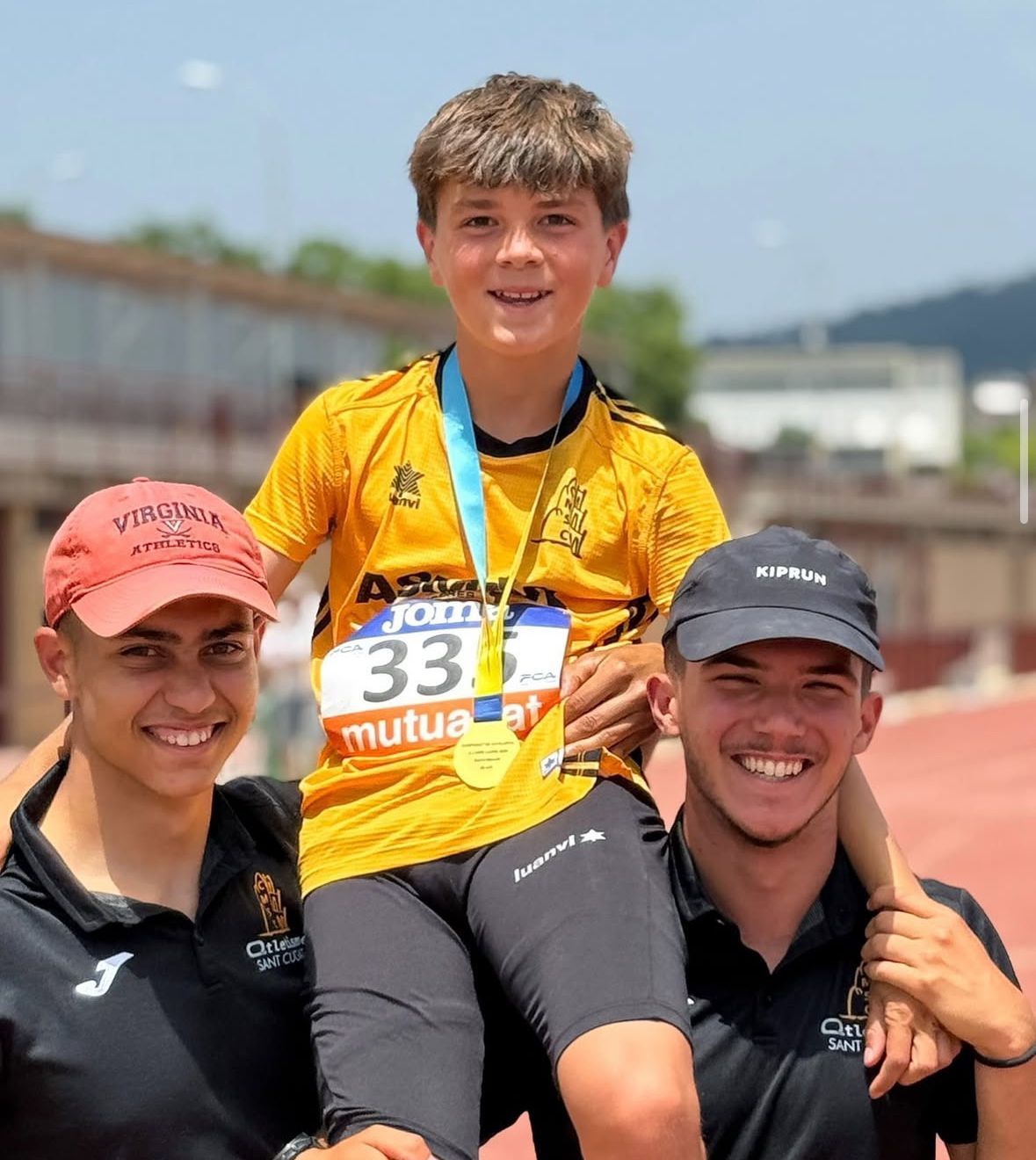Max Bosch, doble campió de Catalunya sub 12 en atletisme. FOTO: Club Muntanyenc Sant Cugat