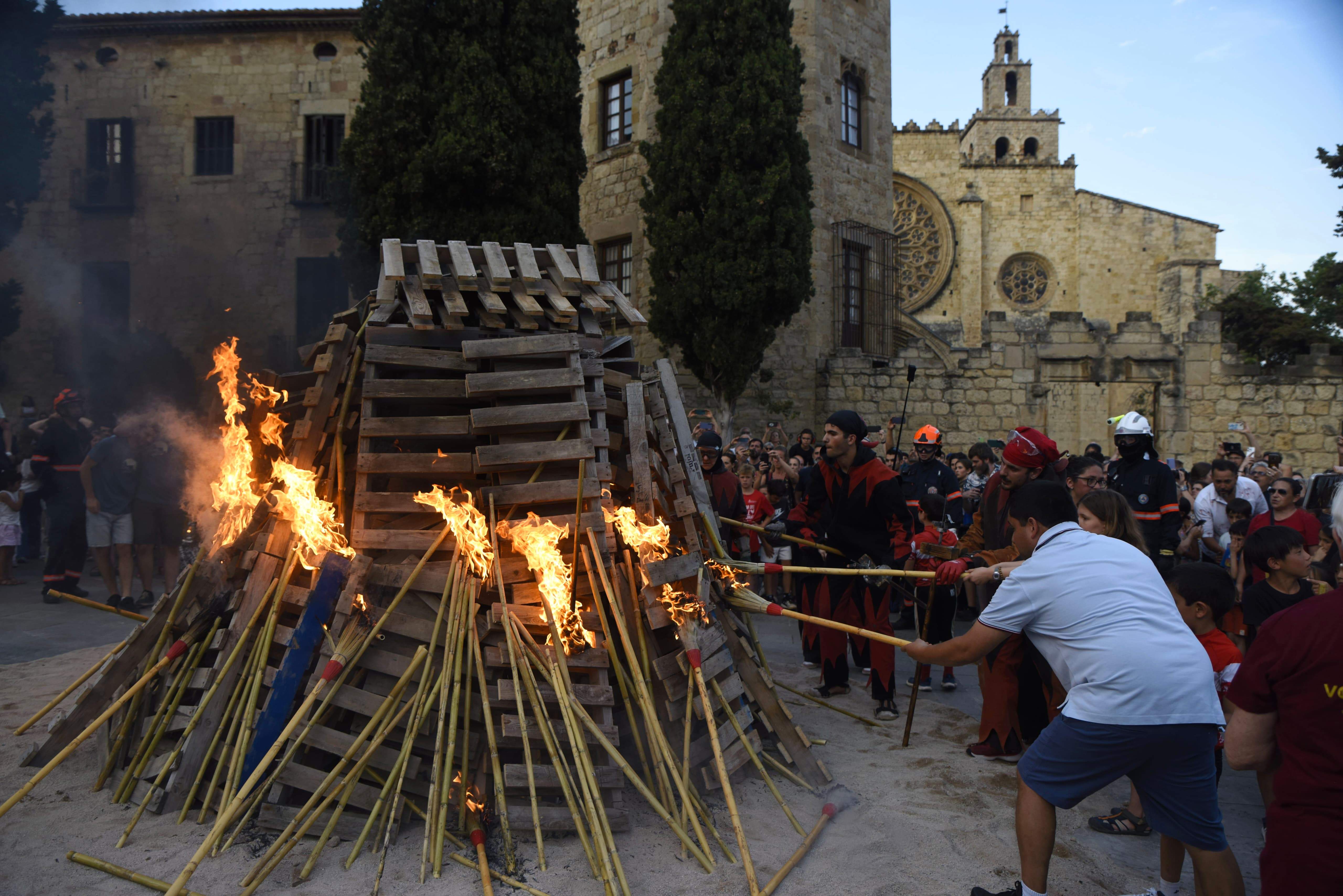 Encesa de la Flama del Canigó. Foto: Bernat Millet