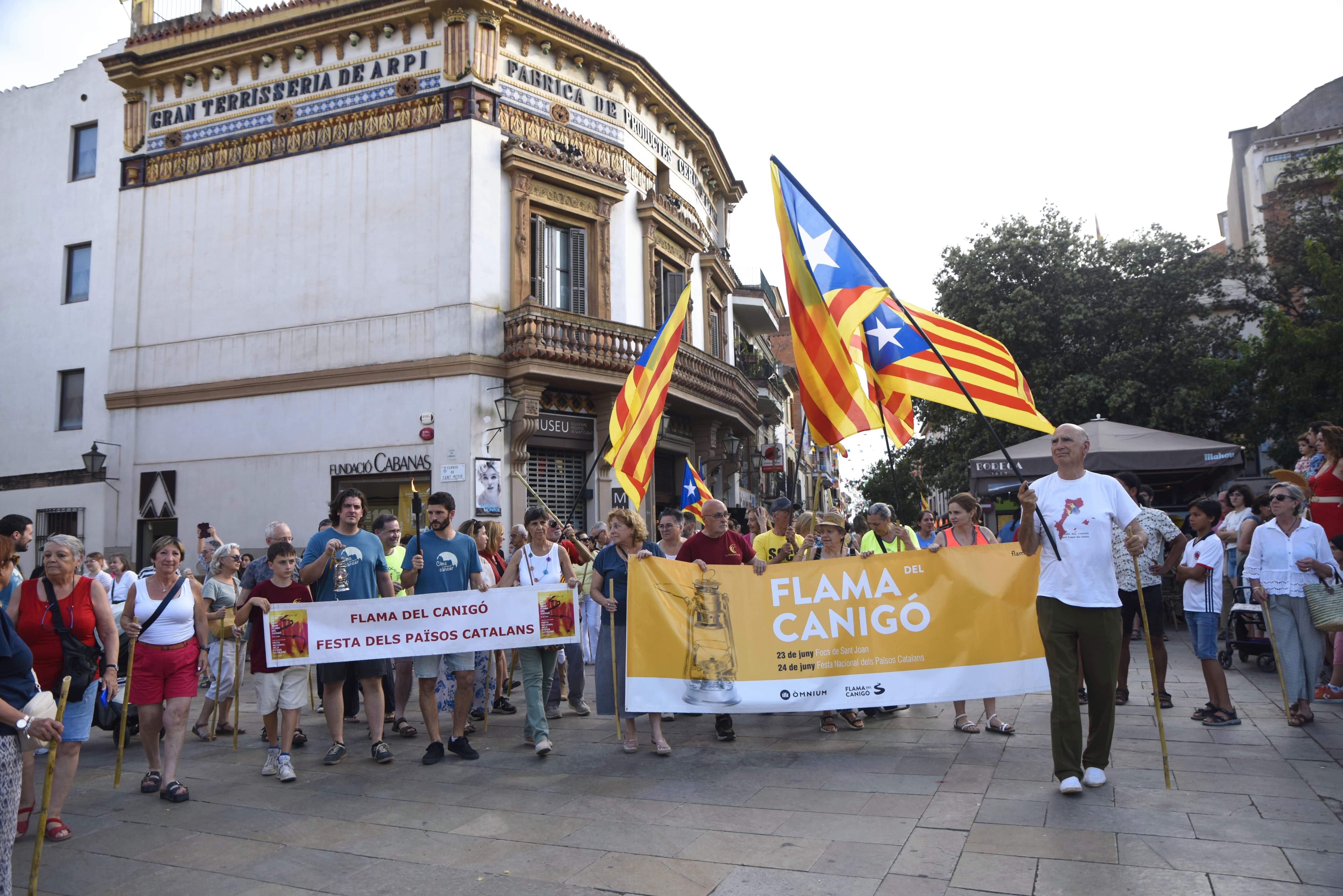 Encesa de la Flama del Canigó. Foto: Bernat Millet
