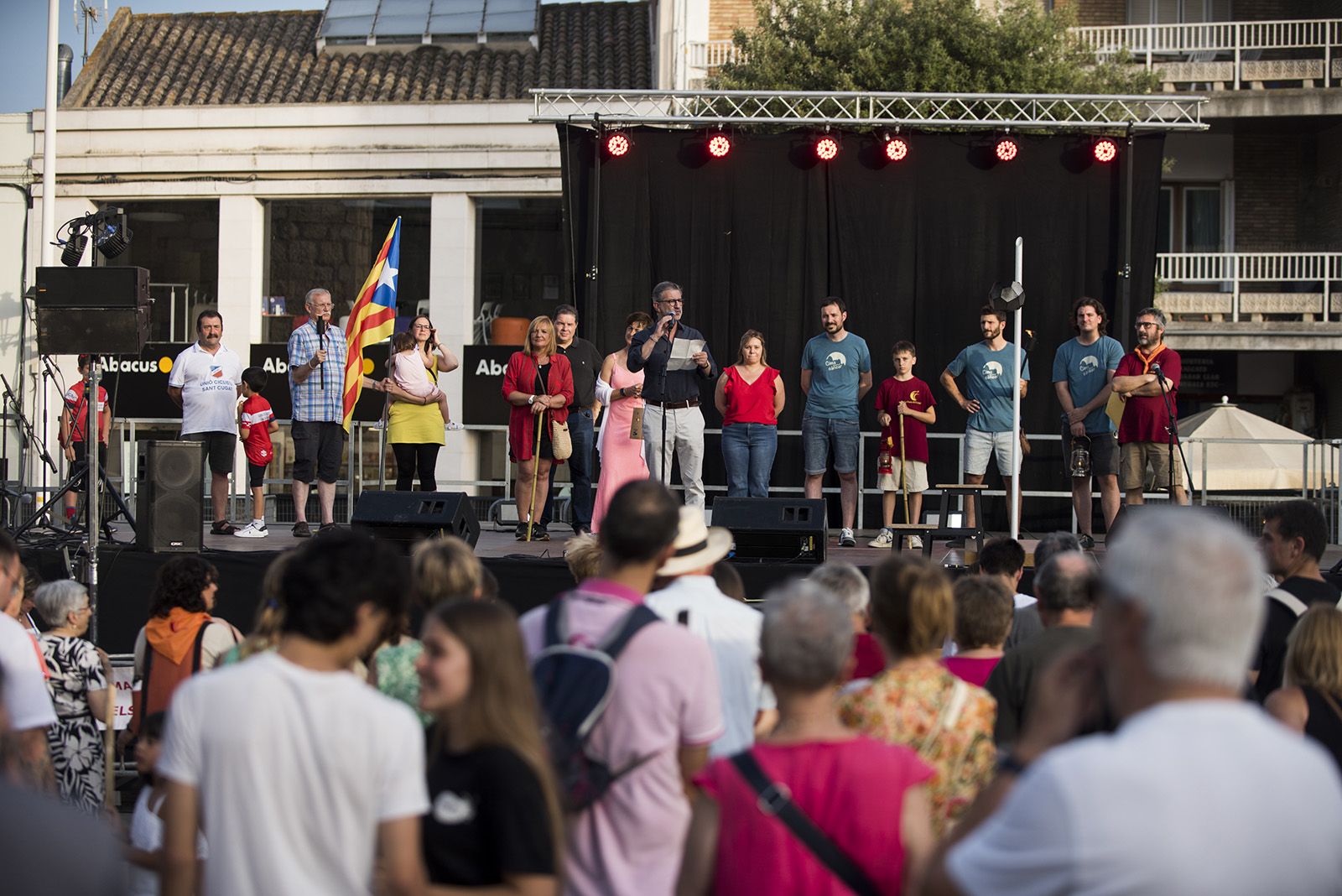 Encesa de la Flama del Canigó. Foto: Bernat Millet