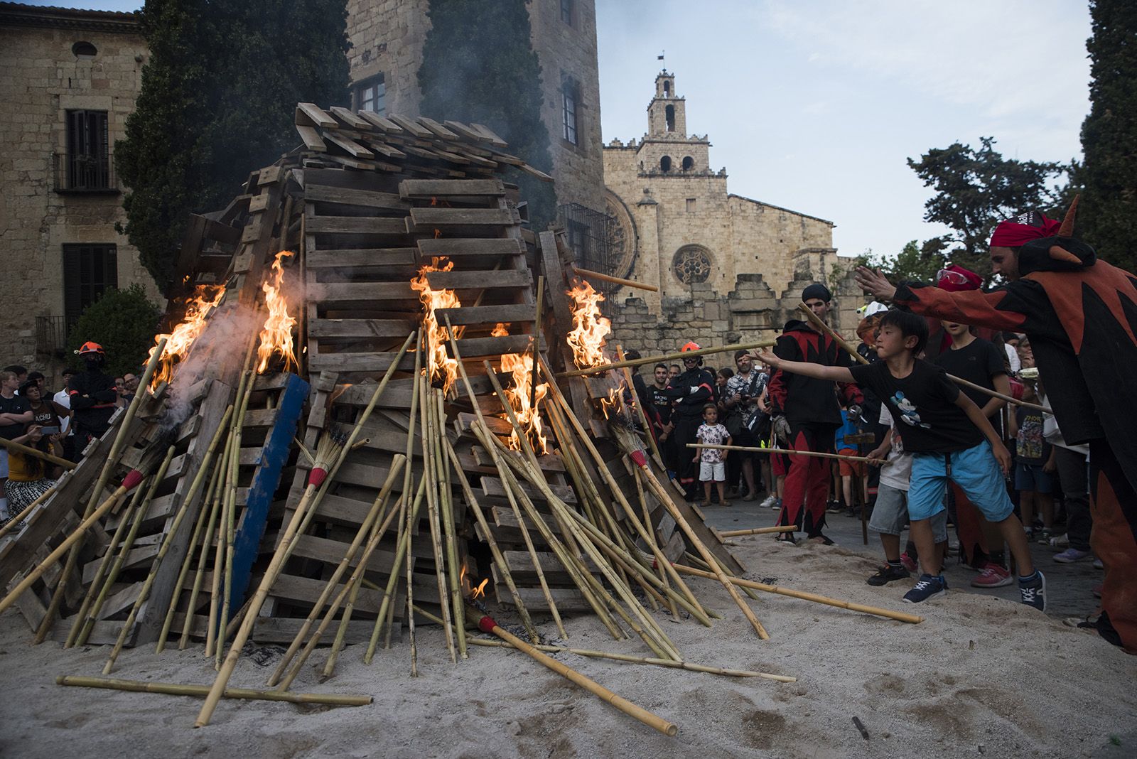 Encesa de la Flama del Canigó. Foto: Bernat Millet