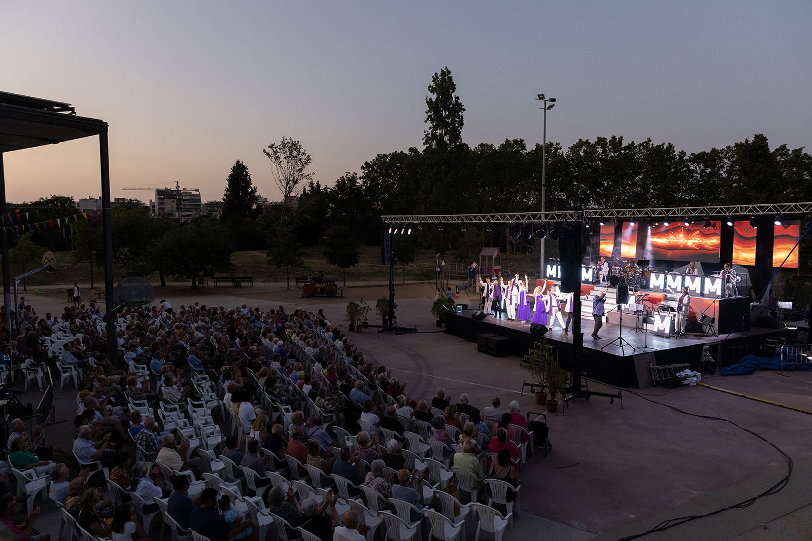 Festa amb l'Orquestra Maravella FOTO: Victòria Rovira  (TOT Sant Cugat) 