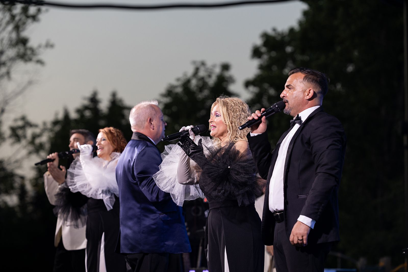 Festa amb l'Orquestra Maravella FOTO: Victòria Rovira  (TOT Sant Cugat) 