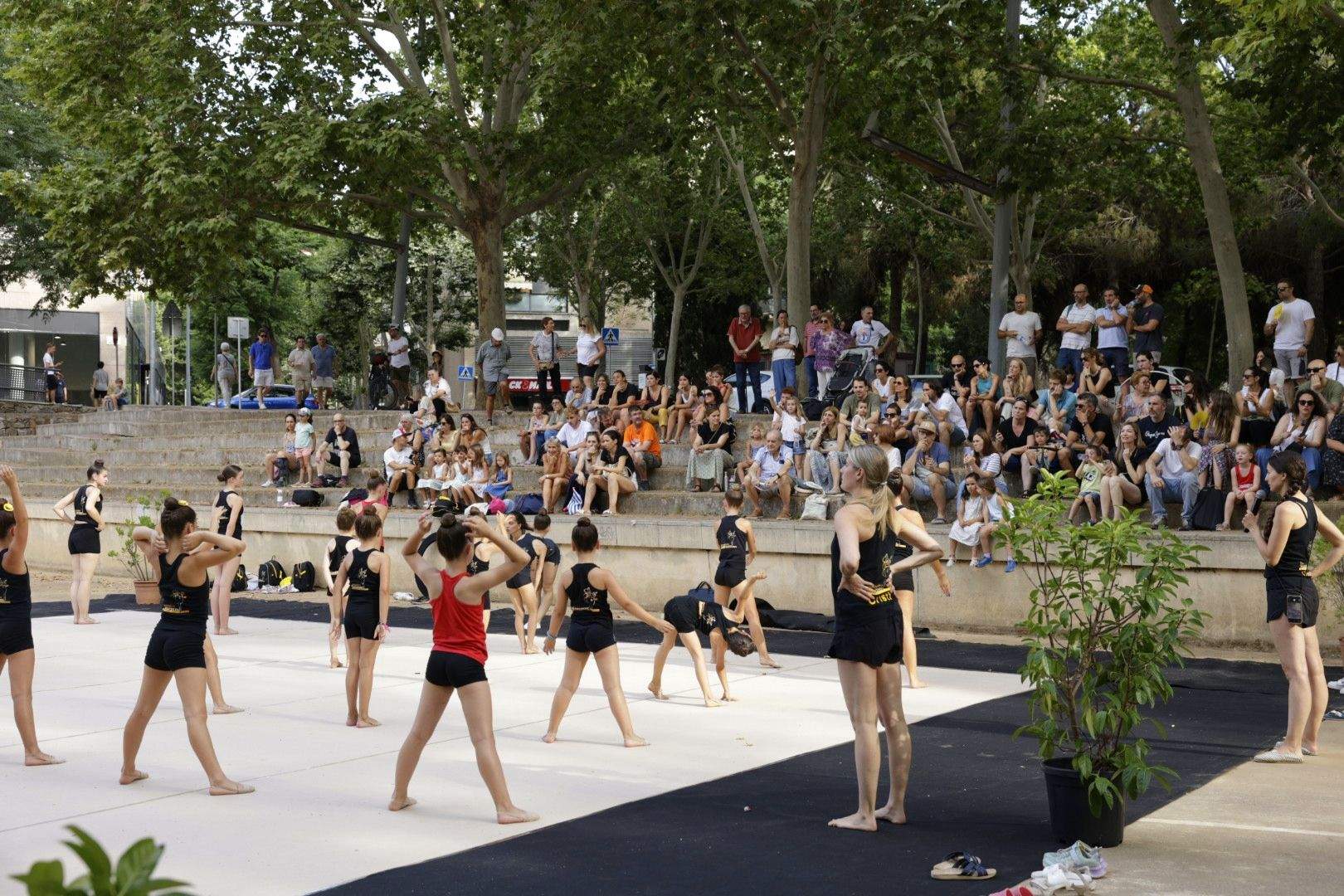 Exhibició de gimnàstica rítmica. FOTO: Arnau Padilla  (TOT Sant Cugat)