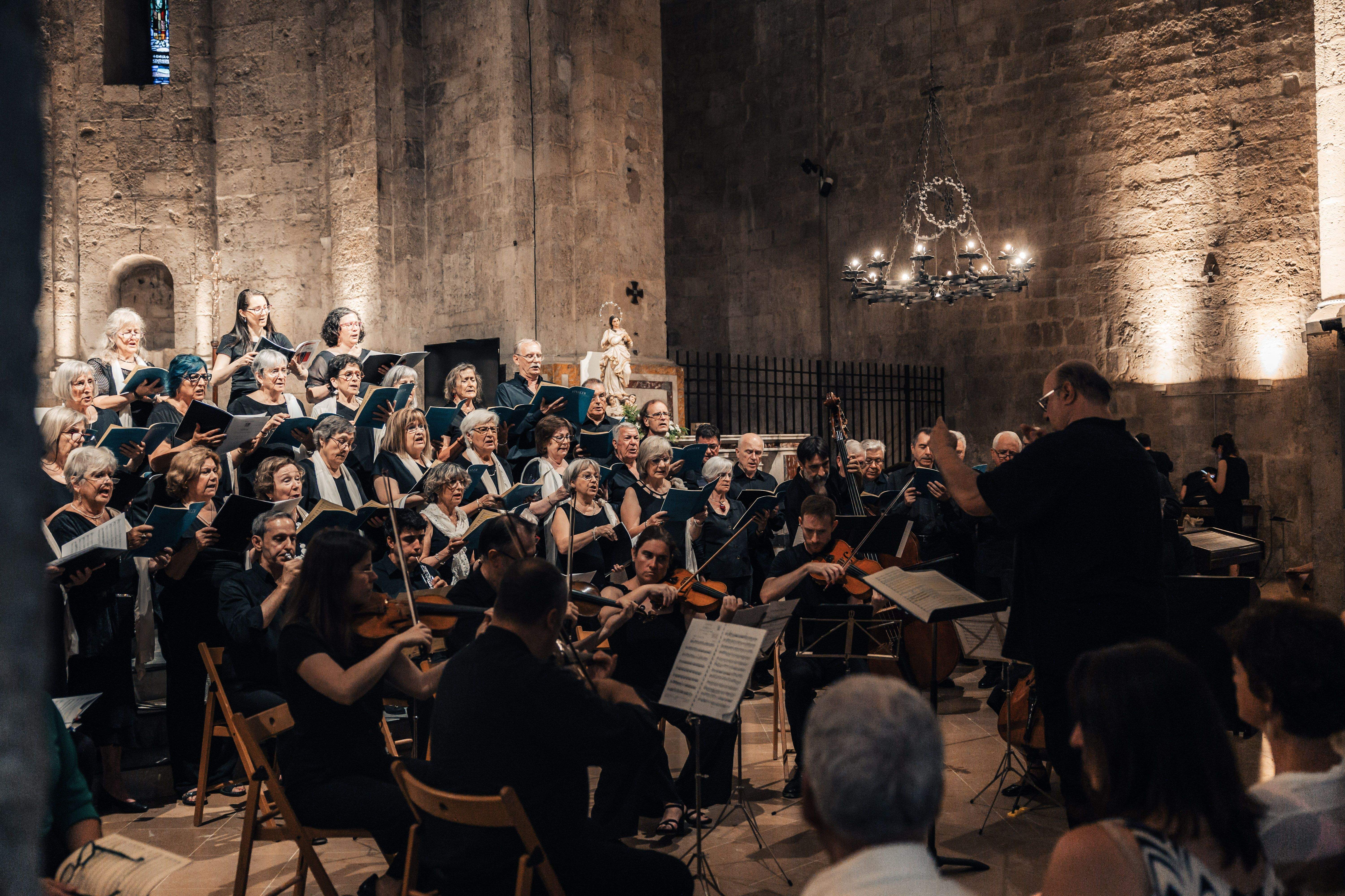 Concert del 50è aniversari de la Coral Sant Cugat del Club Muntanyenc. FOTO: Arnau Padilla  (TOT Sant Cugat)