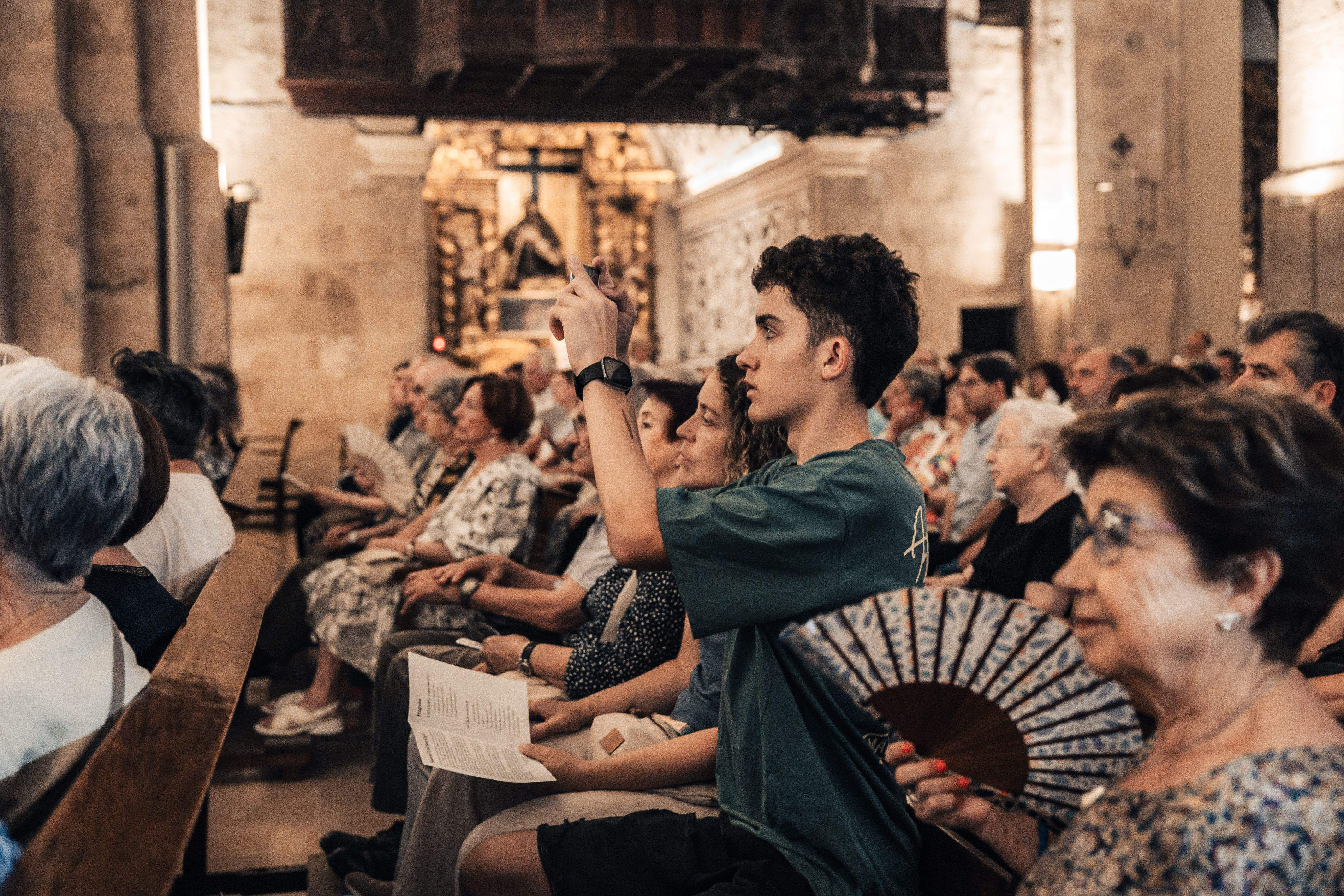 Concert del 50è aniversari de la Coral Sant Cugat del Club Muntanyenc. FOTO: Arnau Padilla  (TOT Sant Cugat)