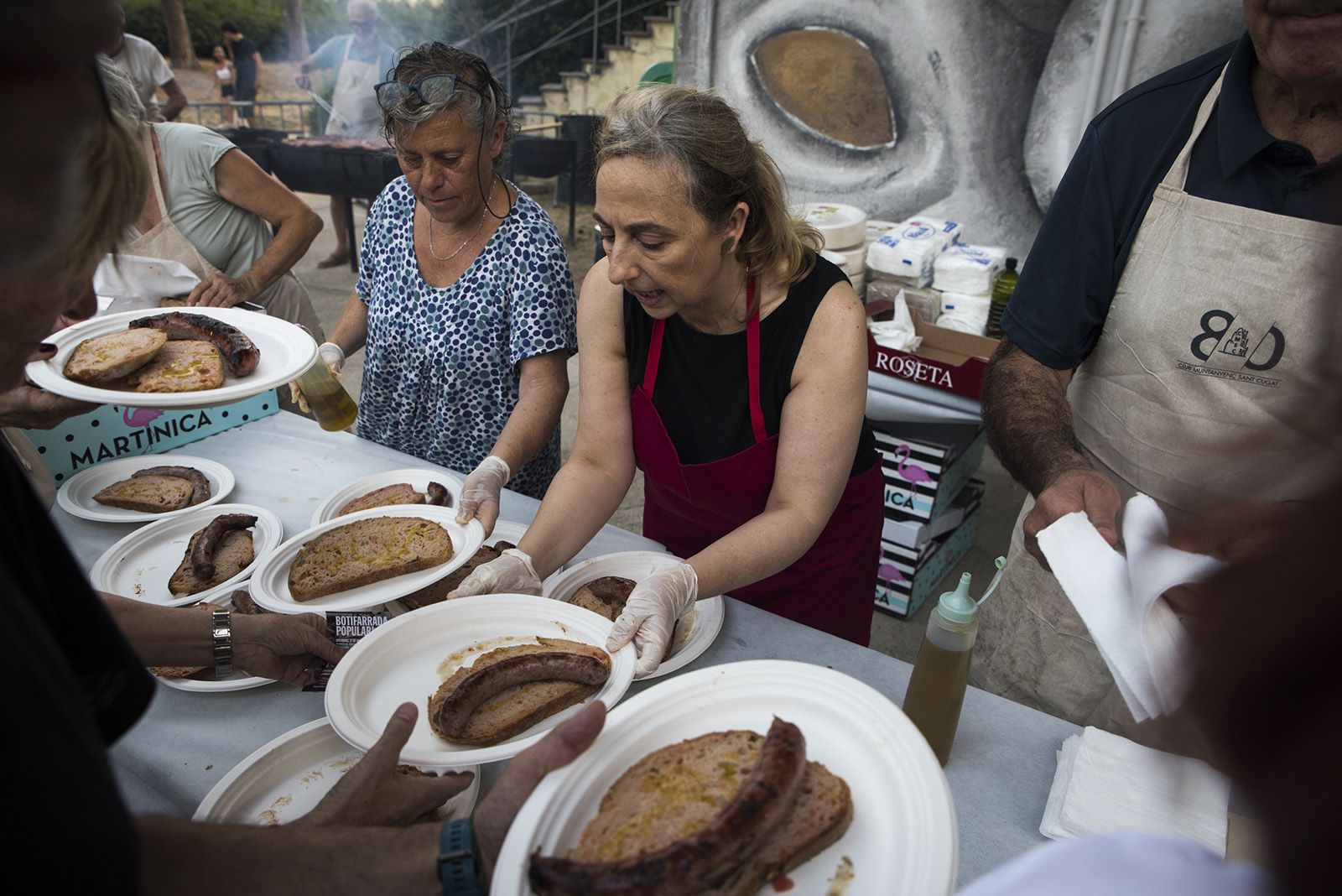 Botifarrada popular. FOTO: Bernat Millet  (TOT Sant Cugat)