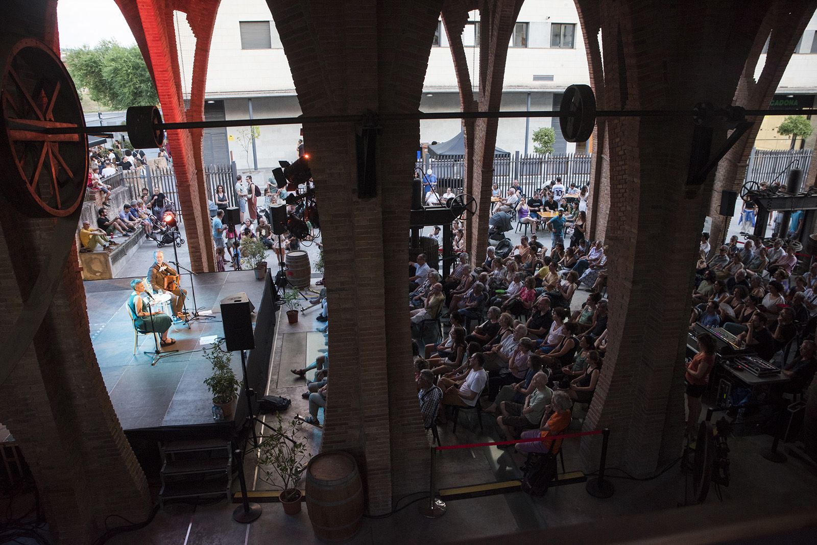 Anna Roig i Carles Belda. FOTO: Bernat Millet  (TOT Sant Cugat)