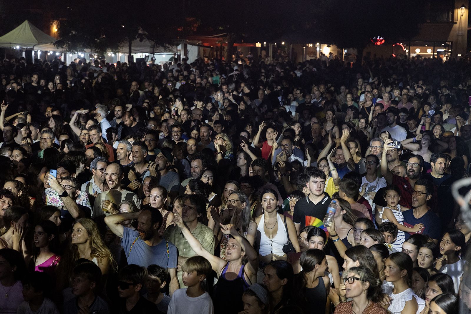 Karaoke amb De Mortimers FOTO: Victòria Rovira (TOT Sant Cugat)