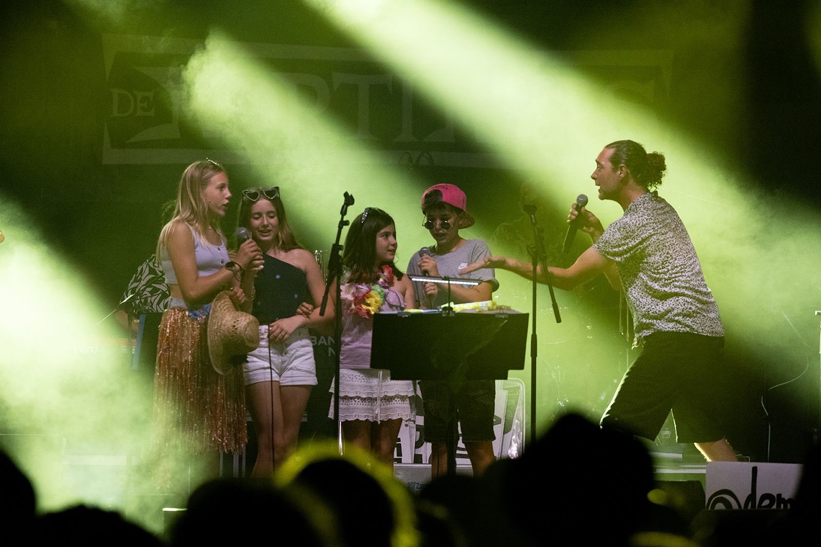 Karaoke amb De Mortimers FOTO: Victòria Rovira (TOT Sant Cugat)