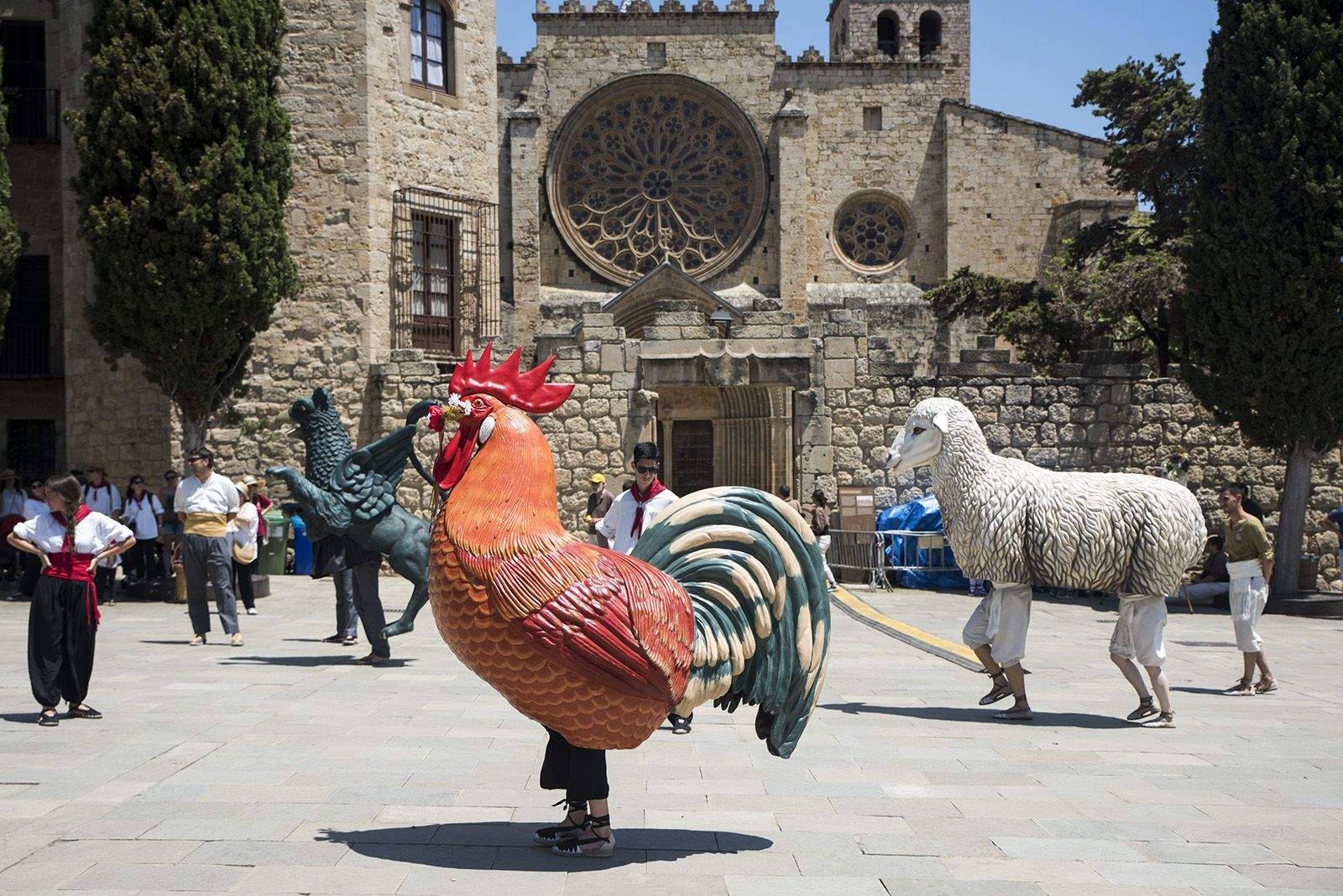 Ball de caparrots IV trobada de balls i entremesos d'arreu de Catalunya. FOTO: Bernat Millet (TOT Sant Cugat) 