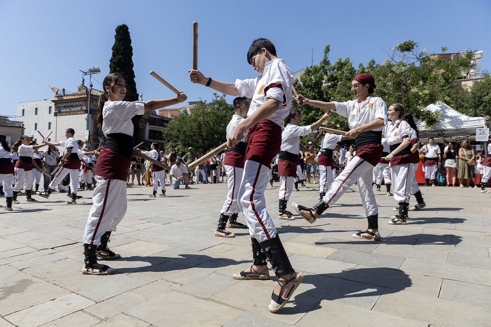 Uns 170 bastoners desperten Sant Cugat amb ritme i festa Víctoria Rovira (TOT Sant Cugat)