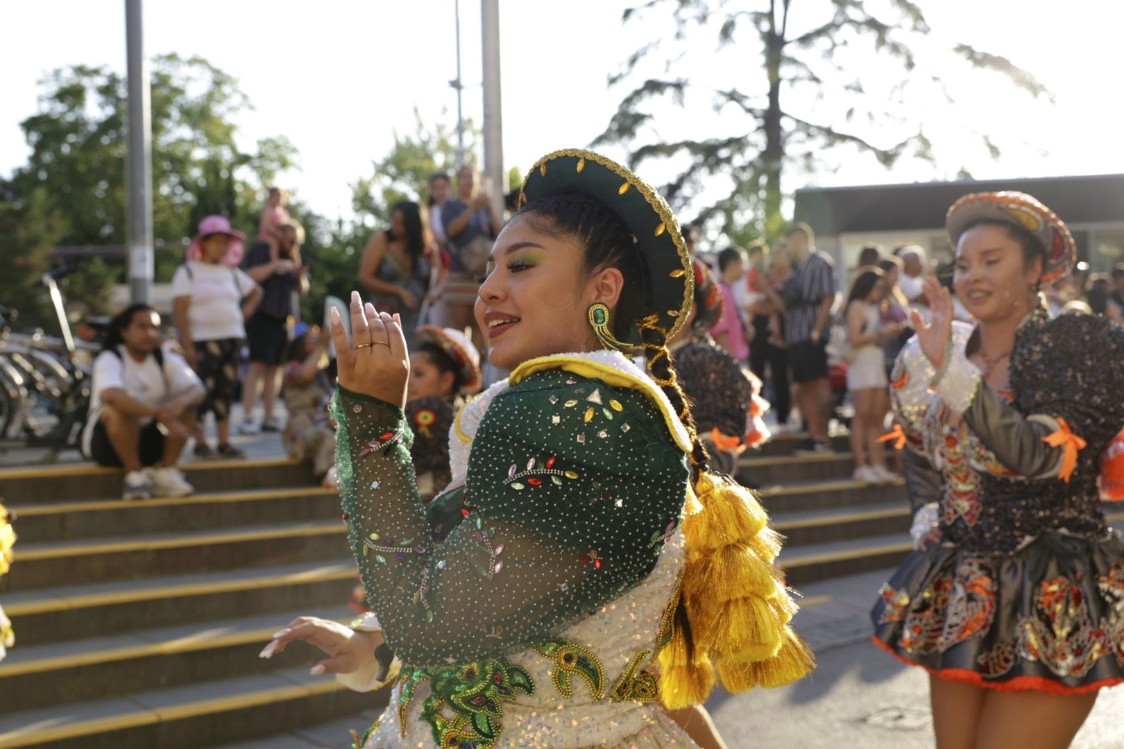 Rua de balls bolivians. FOTO: Arnau Padilla (TOT Sant Cugat)