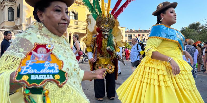Diverses entitats bolivianes han participat de la festa 
