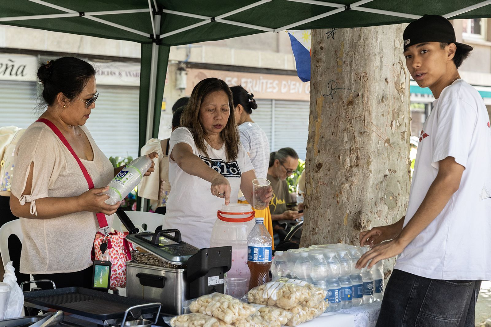 Mostra de dansa, música i gastronomia filipina. FOTO: Victòria Rovira (TOT Sant Cugat)