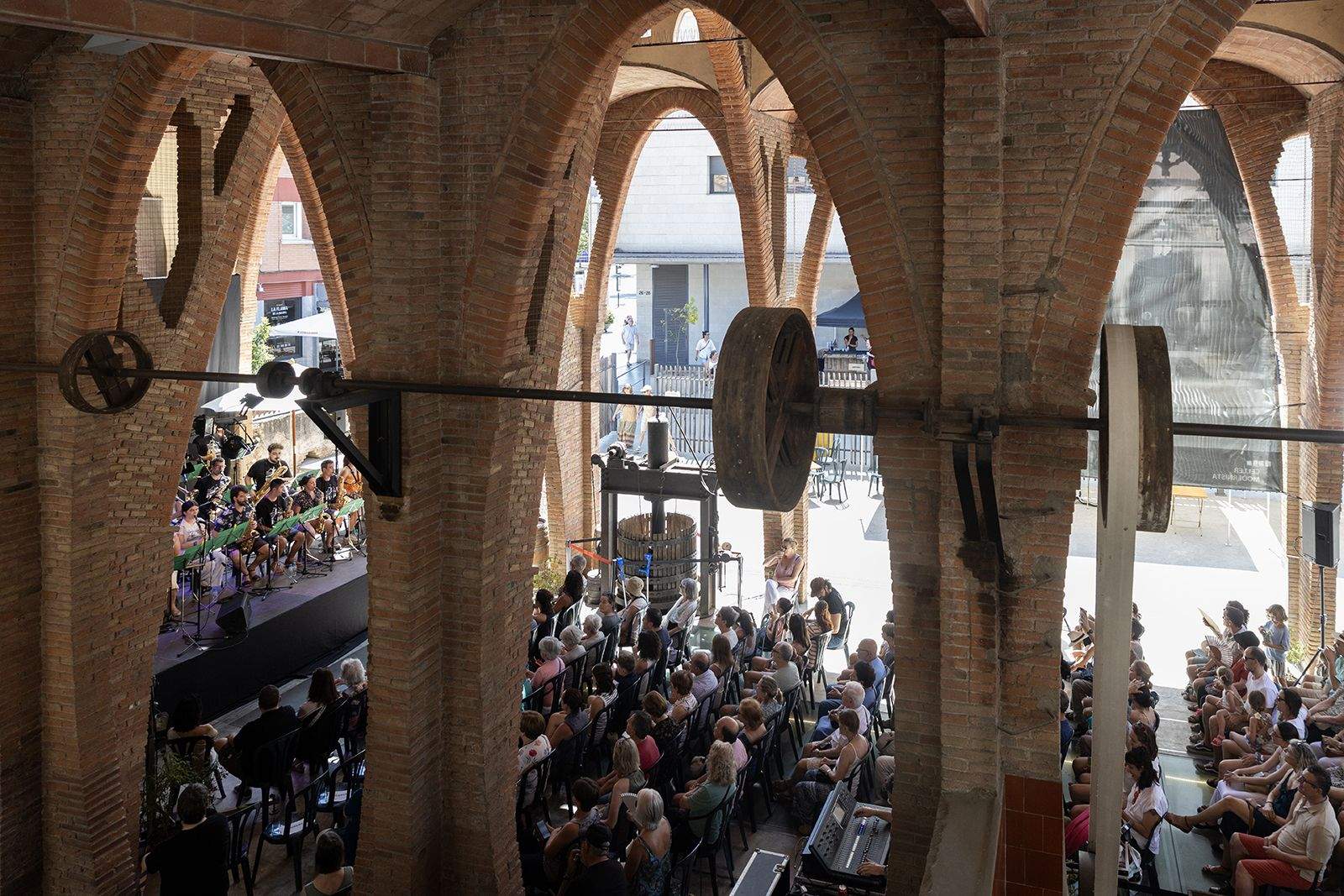 Orquestra Moderna Fusió, en concert. FOTO: Victòria Rovira (TOT Sant Cugat)