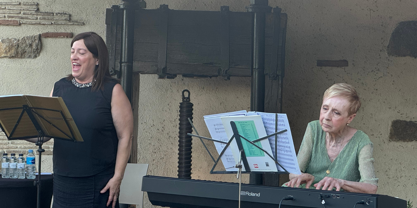 La pianista Carme Talleda i la soprano Maria Teresa Garrigosa. FOTO: TOT Sant Cugat