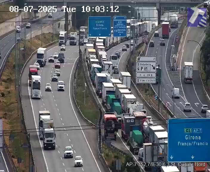 Retencions a l'AP-7 a Sant Cugat. FOTO: Trànsit