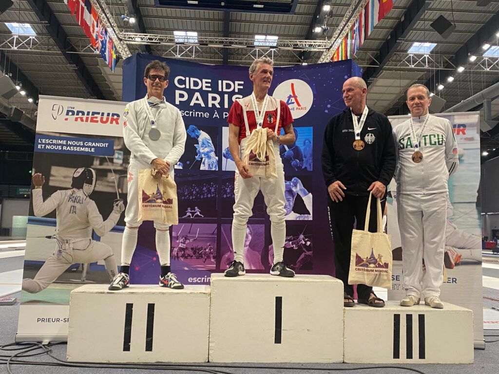 Miquel Ojeda, del Club Esgrima Sant Cugat obté medalla de bronze en el Critèrium Mundial. FOTO: Club Esgrima Sant Cugat