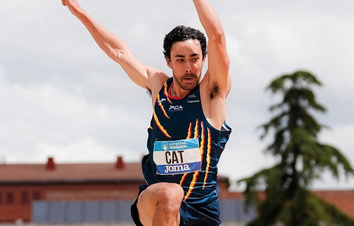 Ramon Adalia ha guanyat la medalla d'or en triple salt. FOTO: @fcatletisme.cat