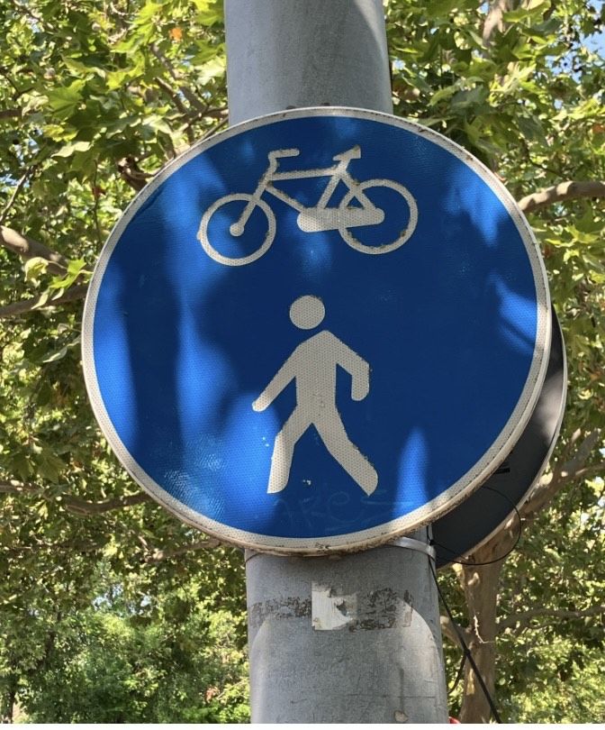 Bicicletes o vianants?. FOTO: Pedro del Río